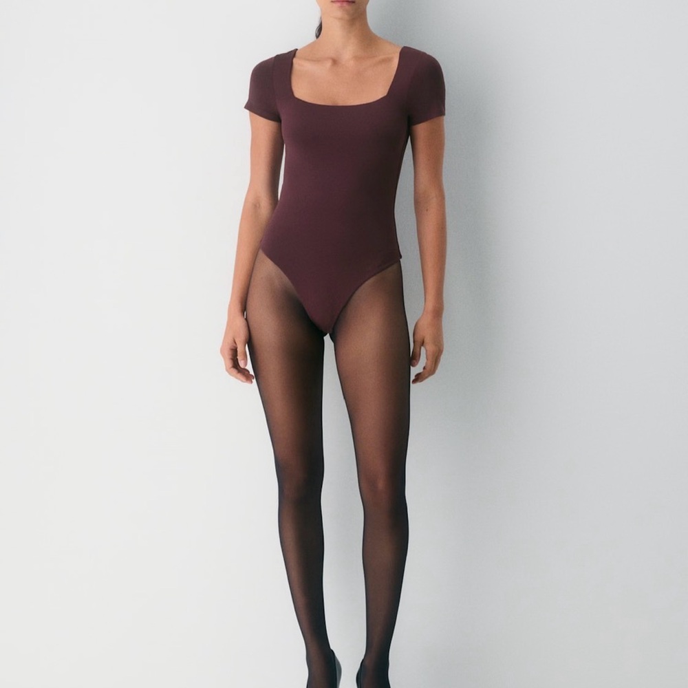 Aritzia Babaton Contour Brown Bodysuit Squareneck
